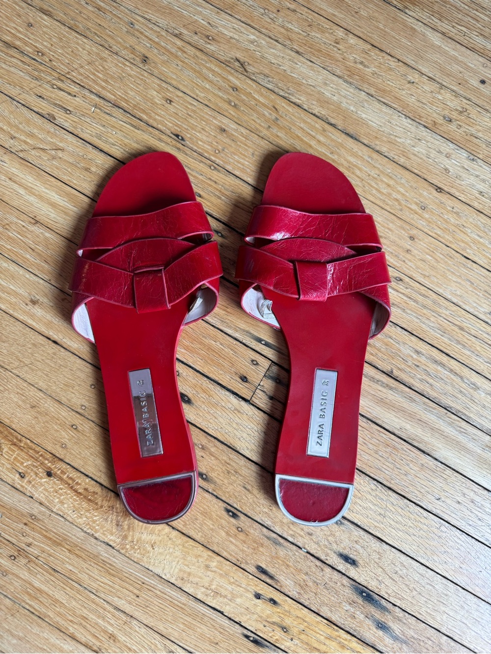 Zara Red Knotted Leather Slide Sandals